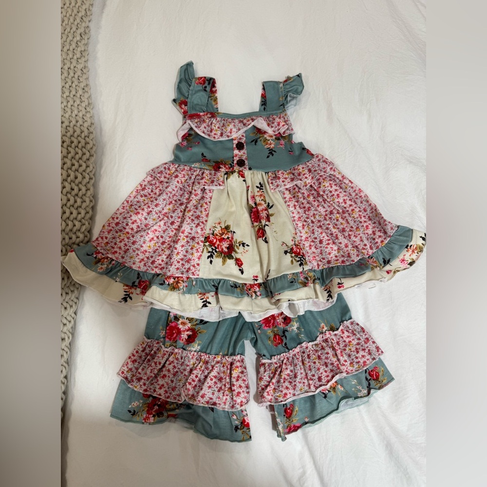 ily Lily matching set size 5/6